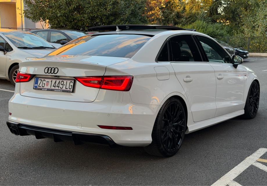 Audi A3 Limuzina 2.0 TDI S-Line Panorama Matrix, fotografija 7