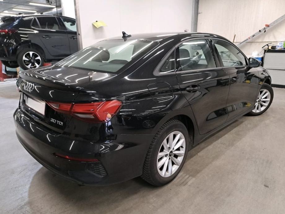 Audi A3 LIMUZINA 30 TDI, VIRTUAL,PARK.SENZ,NAVI,JAMSTVO 24MJ!, fotografija 2