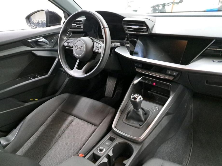 Audi A3 LIMUZINA 30 TDI, VIRTUAL,PARK.SENZ,NAVI,JAMSTVO 24MJ!, fotografija 5