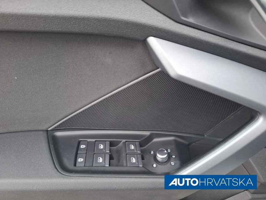 AUDI A3 SB 30TFSI S tr Advanced Edition - TVORNIČKO JAMSTVO, 28.900,00, fotografija 14