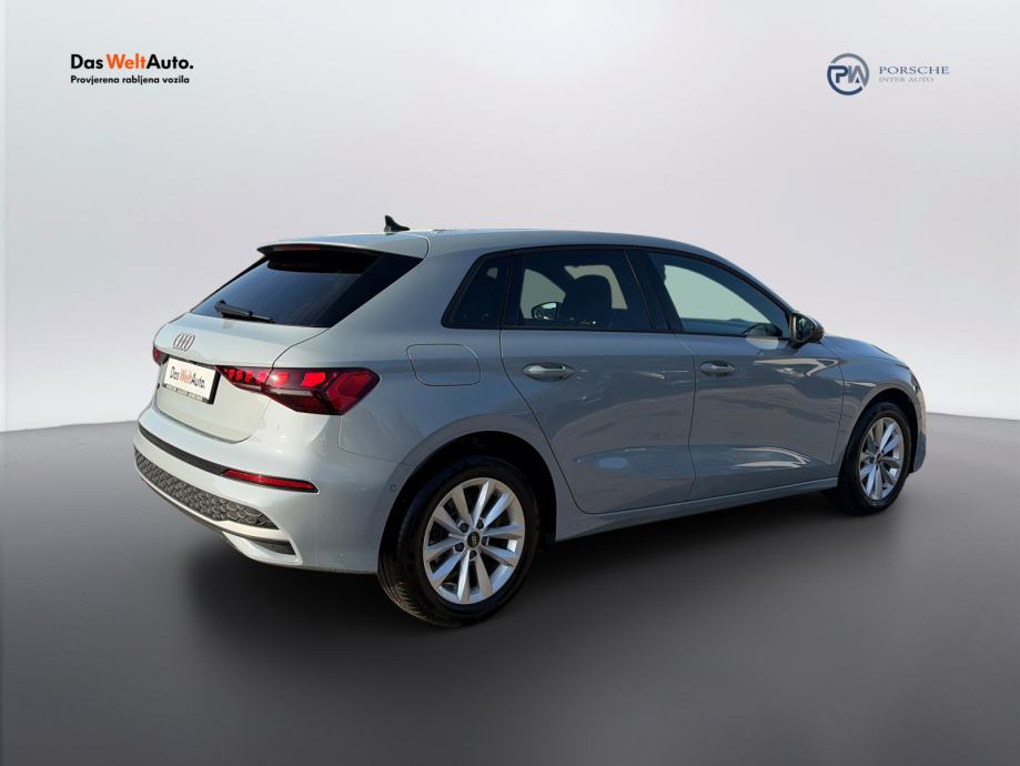 Audi A3 SB 30TFSI S tr Edition10, fotografija 8