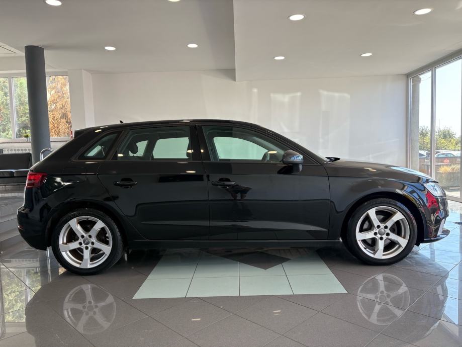 Audi A3 Sportback 1,6 TDI, fotografija 7