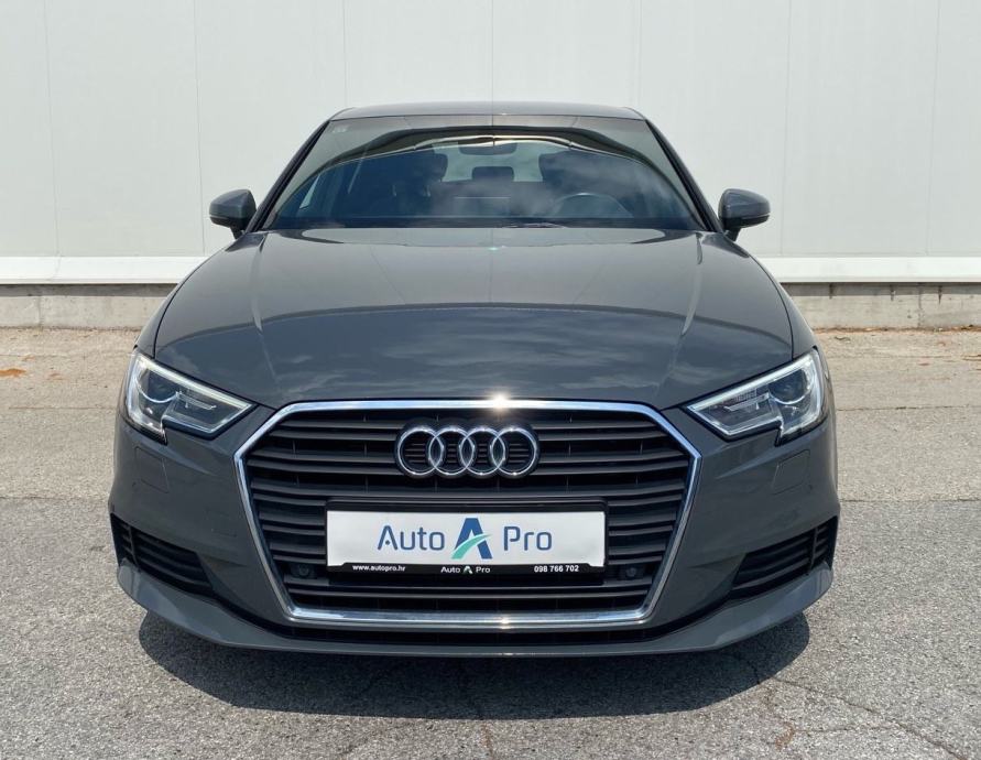 Audi A3 Sportback 1.6 TDI S-tronic*PDC*reg.3/2027. *Nove gume*JAMSTVO*, fotografija 2