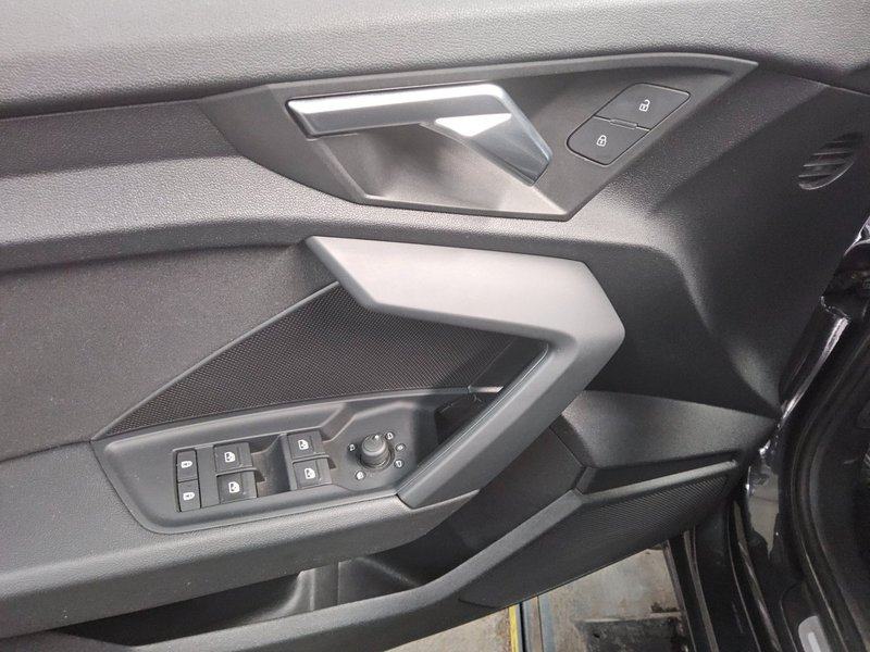 Audi A3 Sportback 30 TFSI automatik advanced • ACC • Full LED, fotografija 10
