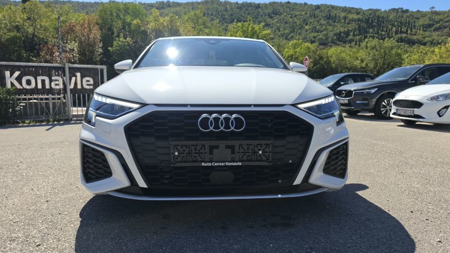 AUDI A3 SPORTBACK 40 TFSI e S LINE – 204 KS – PLUG-IN HYBRID, fotografija 2