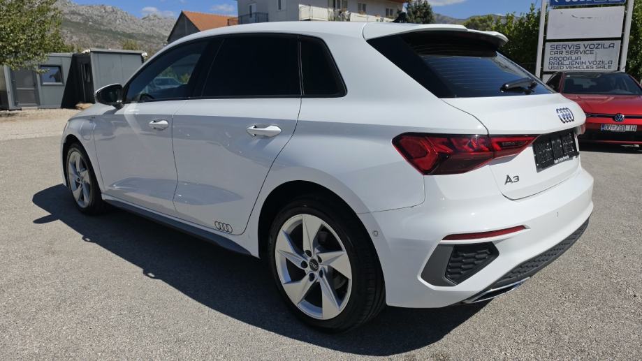 AUDI A3 SPORTBACK 40 TFSI e S LINE – 204 KS – PLUG-IN HYBRID, fotografija 5
