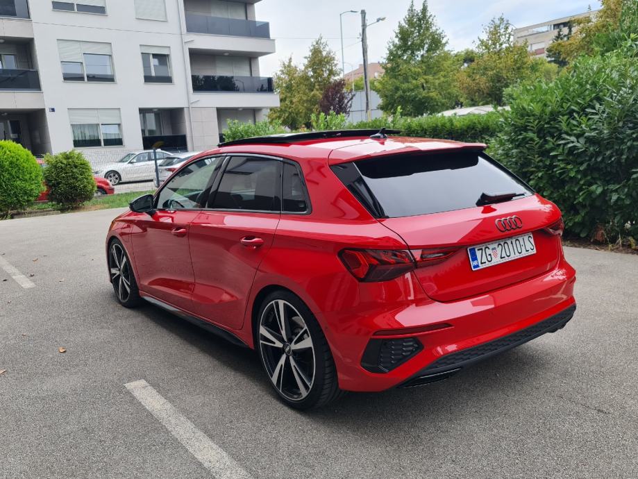 Audi A3 Sportback plugin hibrid 2x S line 45TFSIe S tronic, 2021 god.