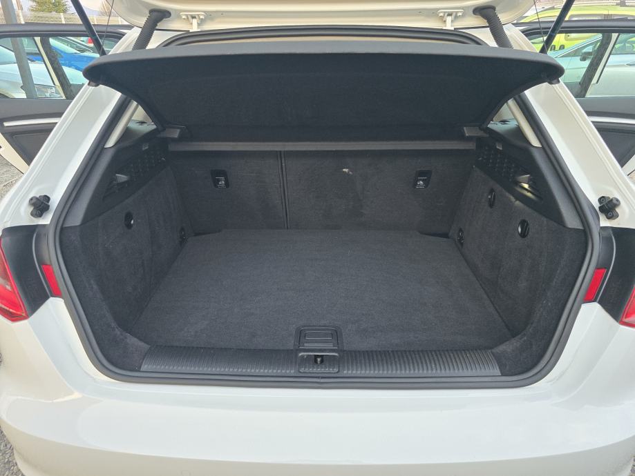 Audi A3 Sportback TDI 1. Vlasnik, servisna veliki servis+novo kvačilo, fotografija 12