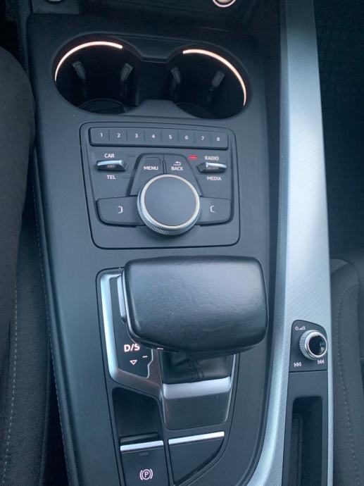 Audi A4 2,0 TDI automatik, fotografija 13