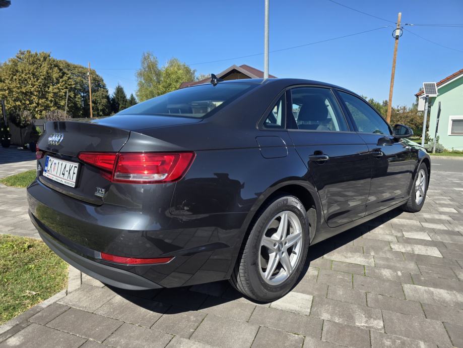 Audi A4 2,0 TDI automatik, fotografija 8