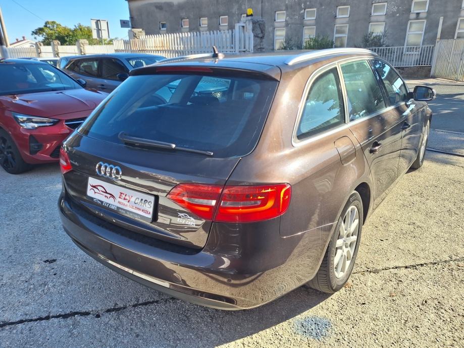 Audi A4 2,0 TDI automatik, fotografija 4