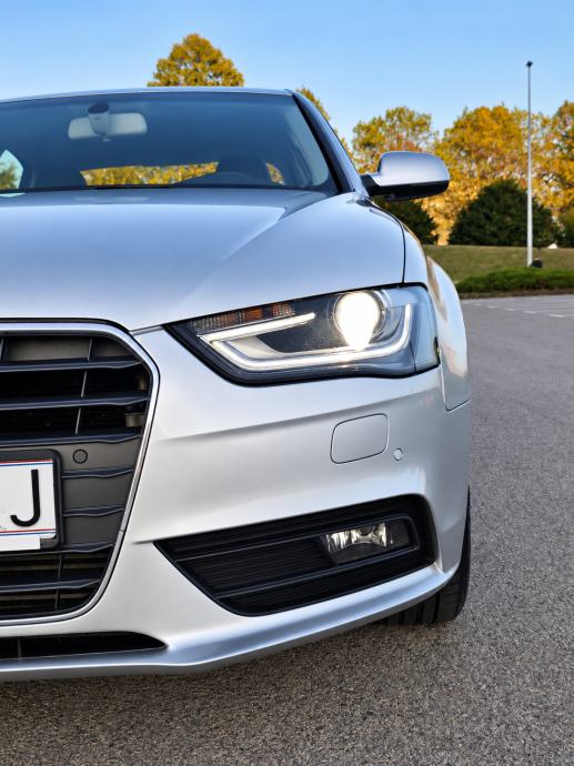 Audi A4 2,0 TDI automatik, fotografija 9
