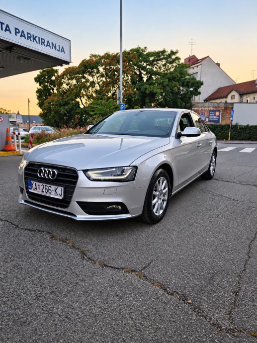Audi A4 2,0 TDI automatik, fotografija 5