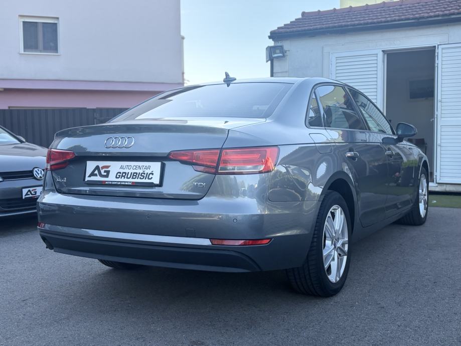 Audi A4 2,0 TDI Automatik *Virtual Cockpit* *Jamstvo*, fotografija 12