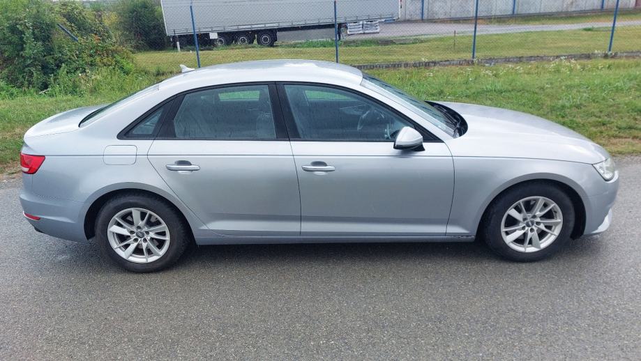 Audi a4 2.0tdi 110kw reg 8mj 2027g, fotografija 4