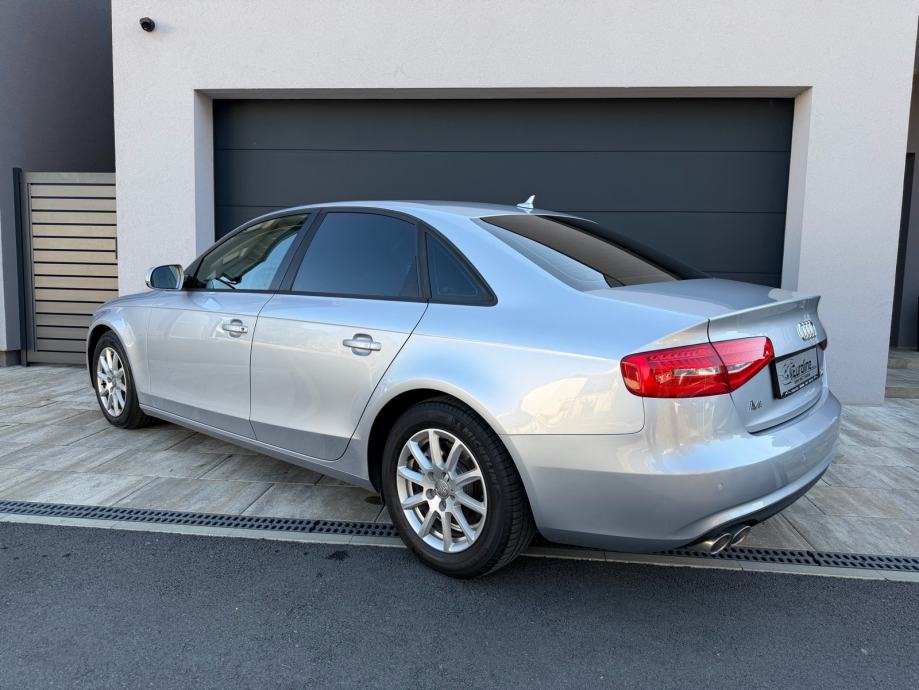 Audi A4 2,0 TDI - Led, Xenon, Navigacija, Jamstvo, Top stanje, fotografija 4