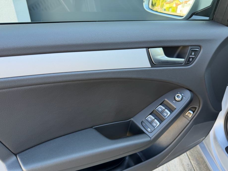 Audi A4 2,0 TDI - Led, Xenon, Navigacija, Jamstvo, Top stanje, fotografija 14