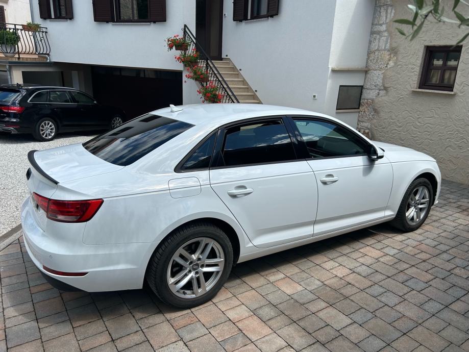 Audi A4 2,0 TDI, fotografija 2