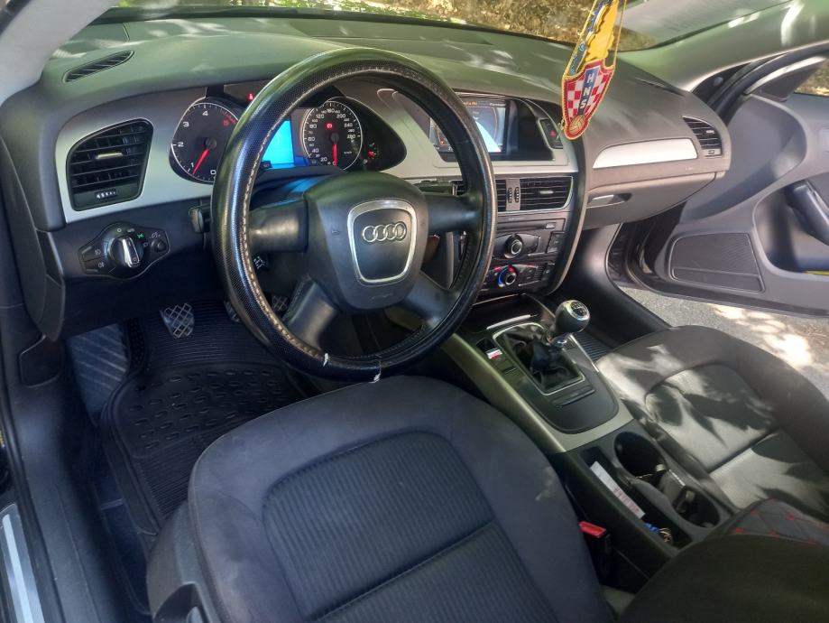 Audi A4 2,0 TDI, fotografija 7