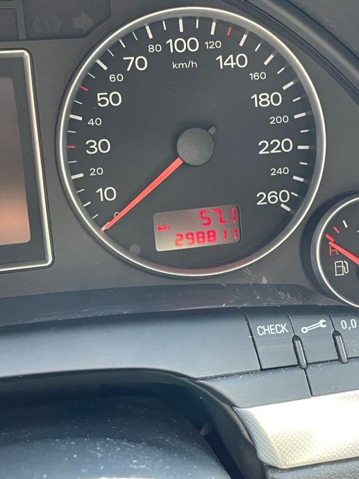 Audi A4 2,0 TDI, fotografija 16