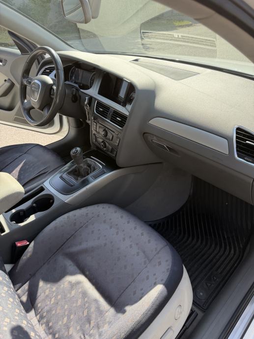 Audi A4 2,0 TDI, fotografija 12