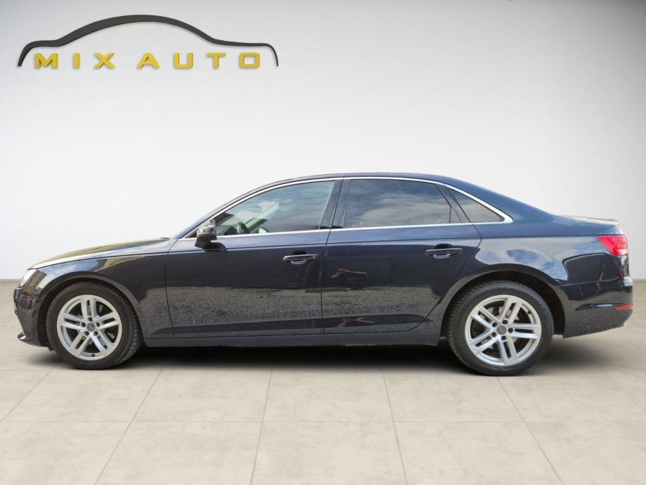 Audi A4 2,0 TDI ***81000***TKM SERVISNA KNJIGA, fotografija 11