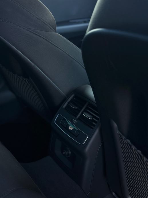 Audi A4 2.0TFSI Sport • AUTOMATIK | MATRIX | 3-ZONE, fotografija 17
