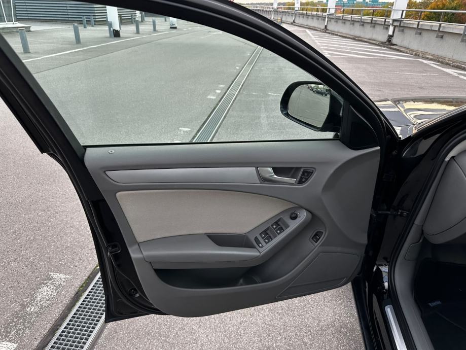 Audi A4 2,7 TDI Automatik*Klima*Navi*Park.senzori*Odličan*, fotografija 9