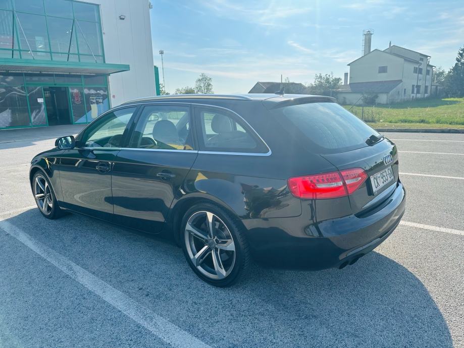Audi A4, 2012g, servisiran, 2 seta guma, fotografija 7