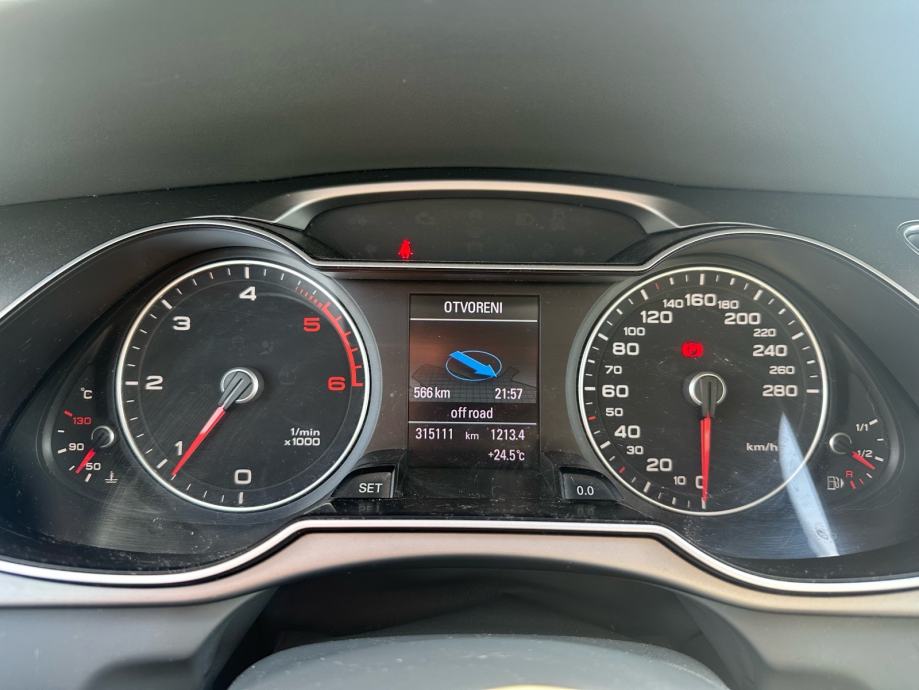 Audi A4, 2012g, servisiran, 2 seta guma, fotografija 11