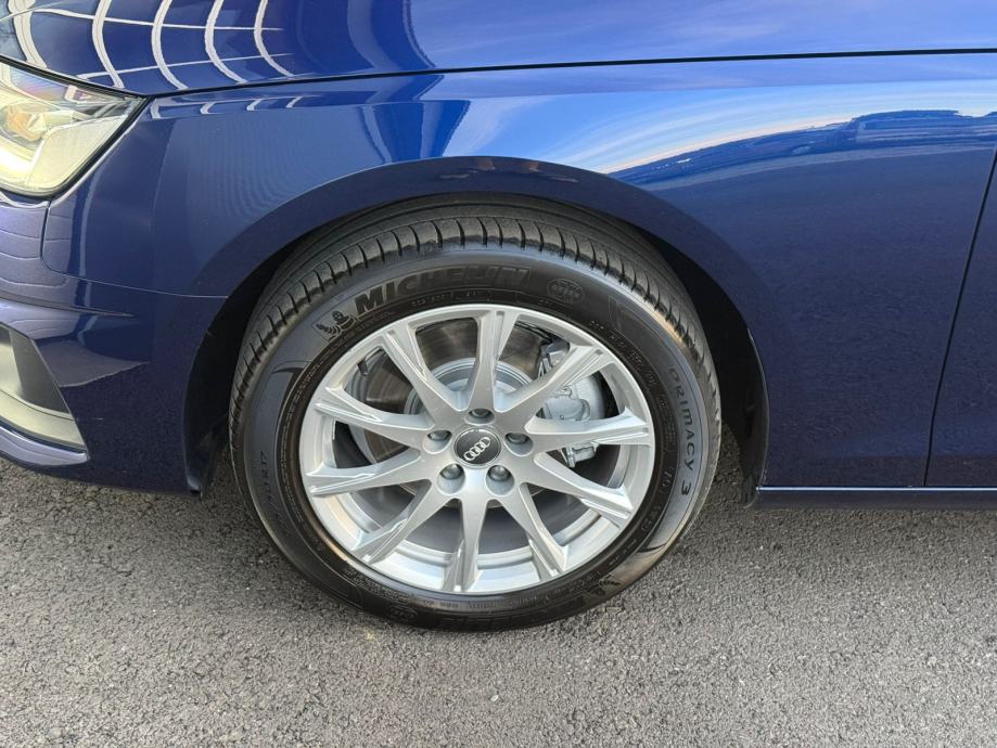 Audi A4 30 TDI S-TRONIC/F1/NAVI/LED/70-TKM/JAMSTVO, fotografija 19