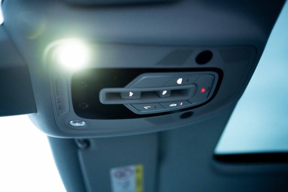 Audi A4 30 TDI S-Tronic/Mild-Hybrid/Panorama/Virtual Cockpit, fotografija 9