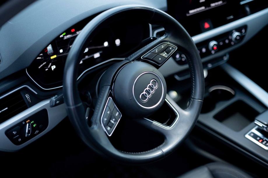 Audi A4 30 TDI S-Tronic/Mild-Hybrid/Panorama/Virtual Cockpit, fotografija 11