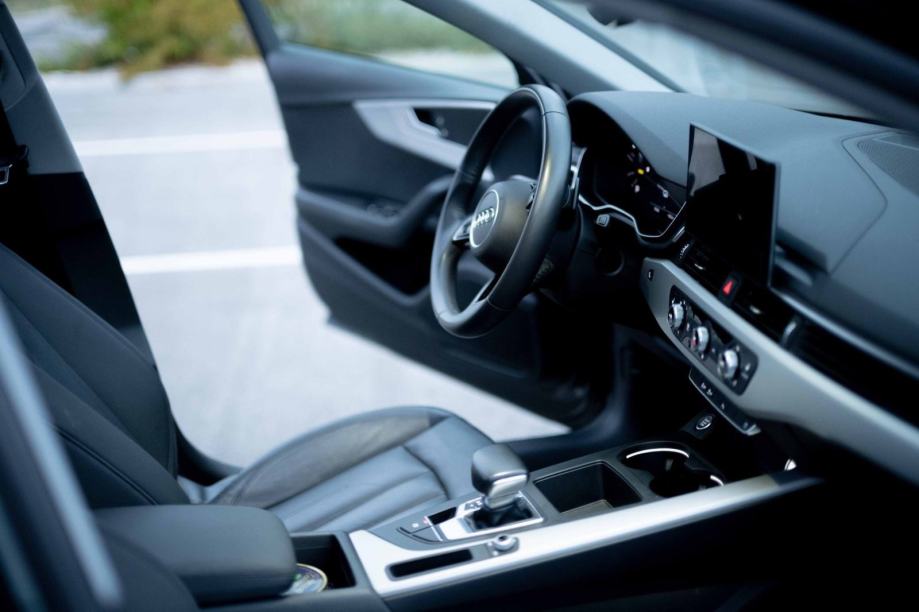 Audi A4 30 TDI S-Tronic/Mild-Hybrid/Panorama/Virtual Cockpit, fotografija 13