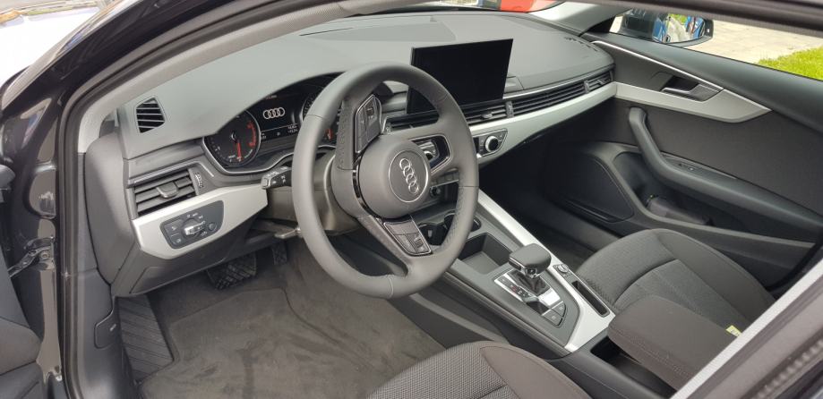 AUDI A4 30TDI S tr Edition10 Reg. 03/2027, fotografija 3
