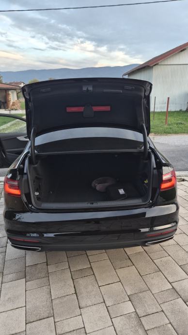Audi A4 35 TFSI Edition 10, 2023. godište – 22.000 km, jamstvo, fotografija 7