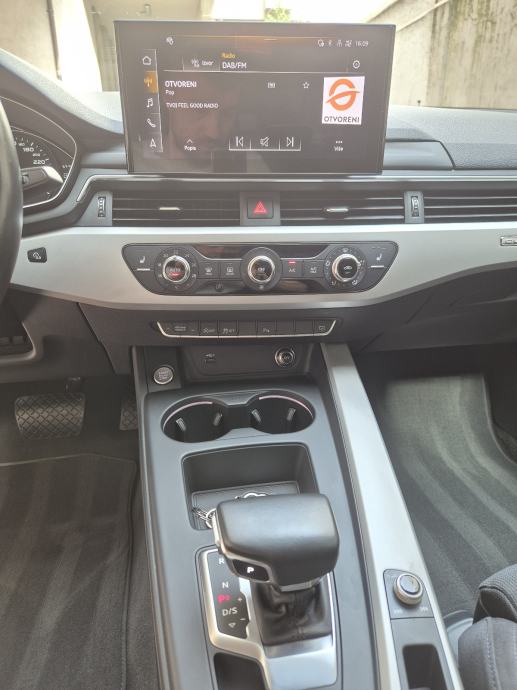 Audi A4 45 TFSI Quattro S line 55000km, fotografija 13
