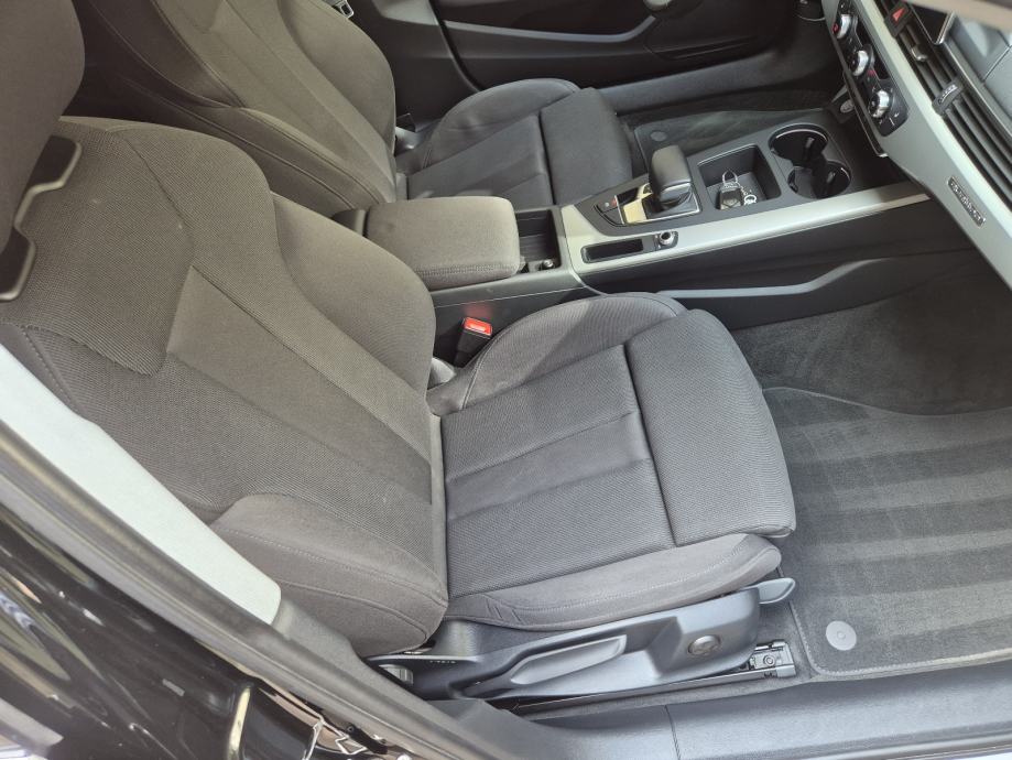 Audi A4 45 TFSI Quattro S line 55000km, fotografija 16