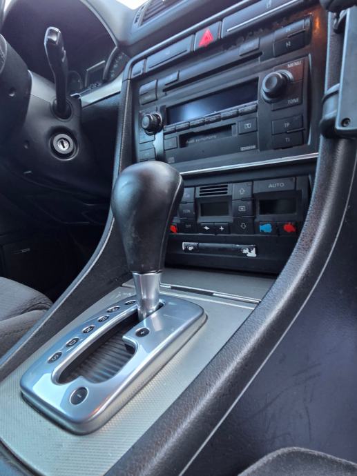 Audi A4 Avant 1,9 TDI automatik, fotografija 11