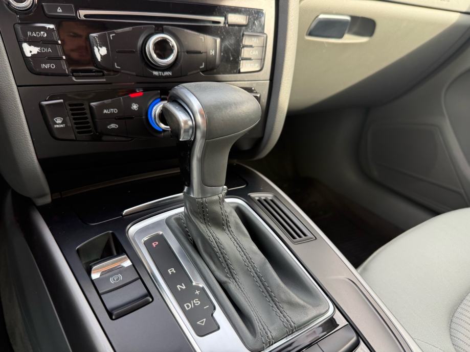 Audi A4 Avant 2,0 TDI automatik | ALU 16 | HR AUTO | NAVIGACIJA, fotografija 14