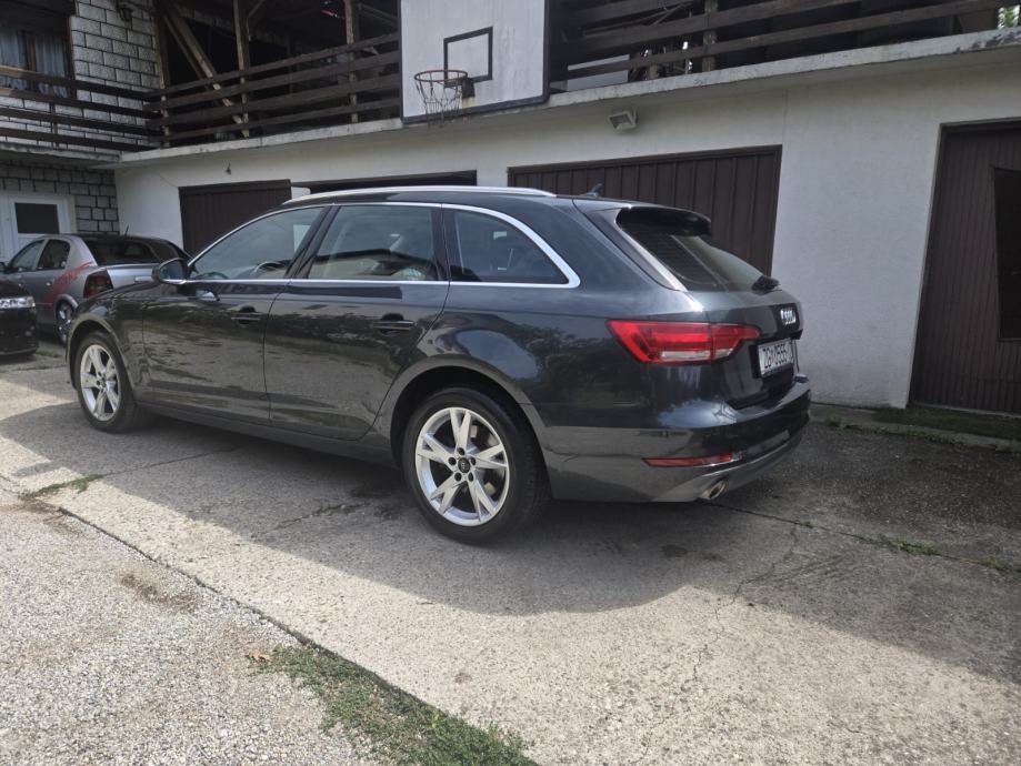 Audi A4 Avant 2,0 TDI automatik, fotografija 5