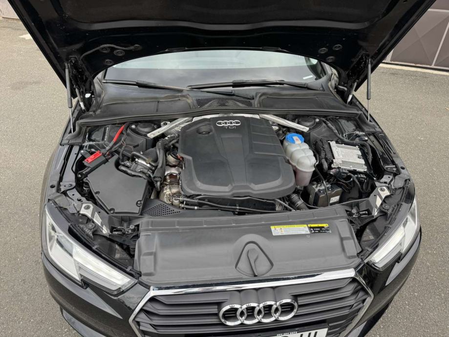 Audi A4 Avant 2,0 TDI automatik, fotografija 12