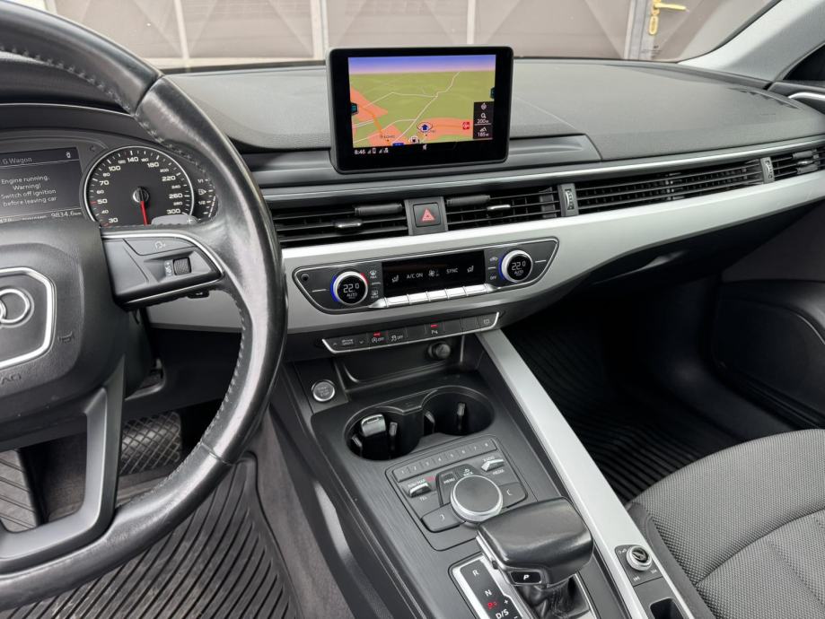 Audi A4 Avant 2,0 TDI automatik, fotografija 8