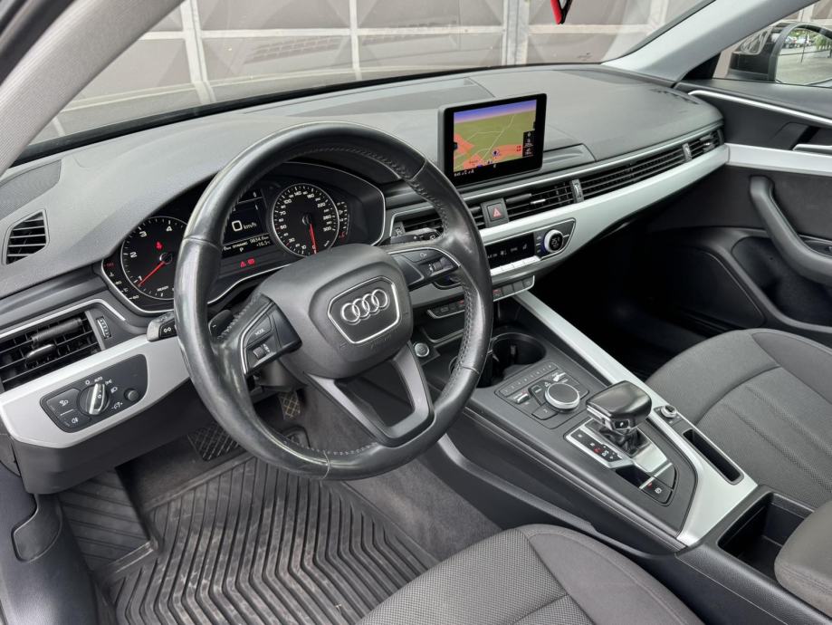 Audi A4 Avant 2,0 TDI automatik, fotografija 7