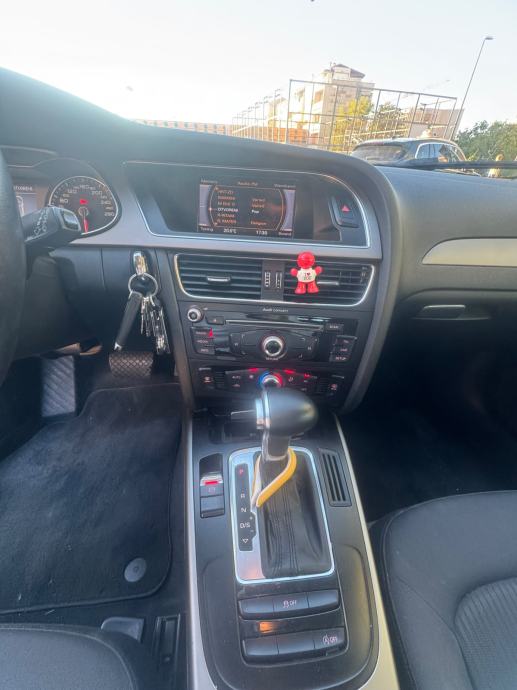 Audi A4 Avant 2,0 TDI automatik, fotografija 4