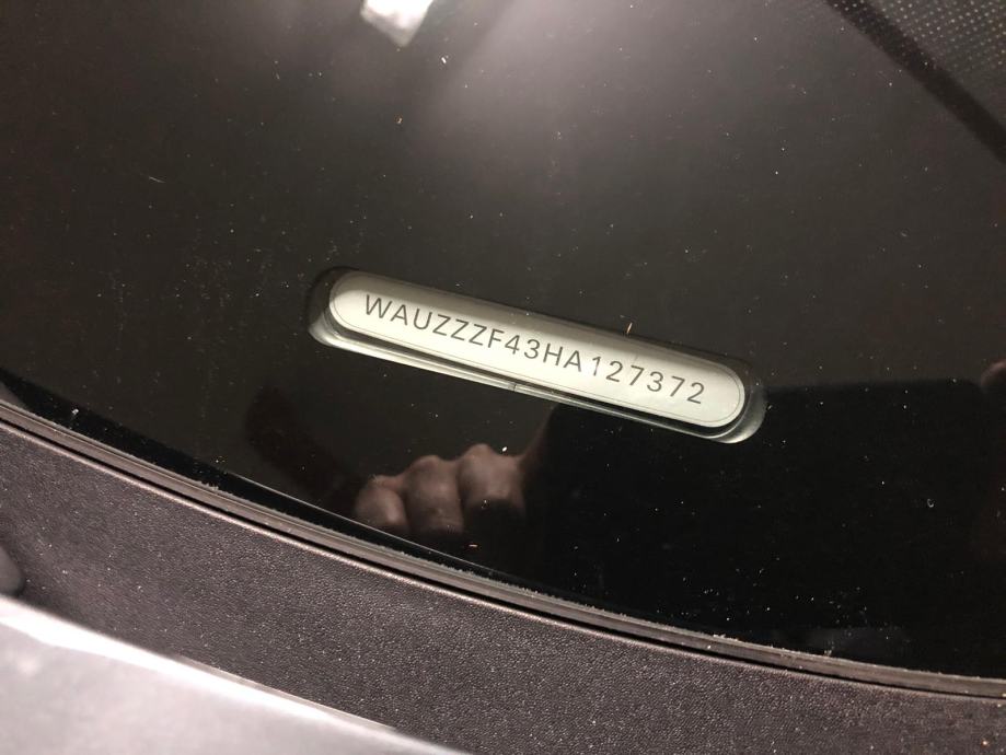 Audi A4 2.0 TDI quattro, koža alcantara, ACC, LED, kuka, 2 seta kotača, fotografija 16