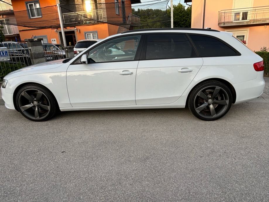 Audi A4 Avant 2,0 TDI, fotografija 8