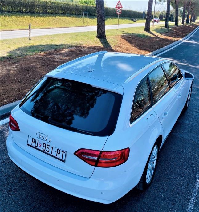 Očuvani Audi A4 Avant 2,0 TDI 2012.god., fotografija 2