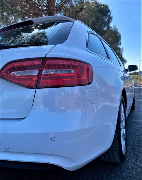 Očuvani Audi A4 Avant 2,0 TDI 2012.god., fotografija 5