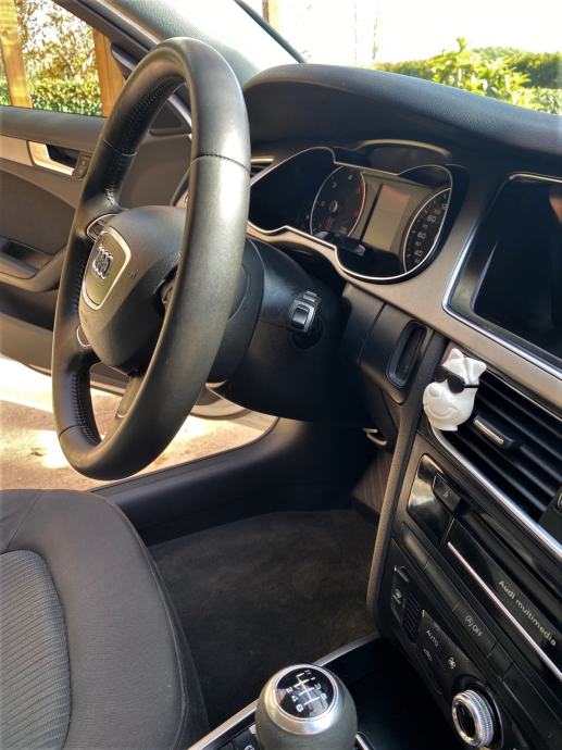 Očuvani Audi A4 Avant 2,0 TDI 2012.god., fotografija 10